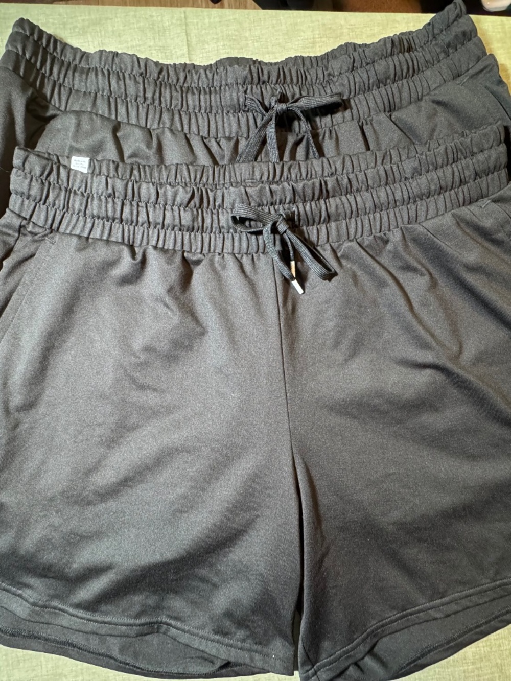Puma Women's Live in 6 inch Shorts